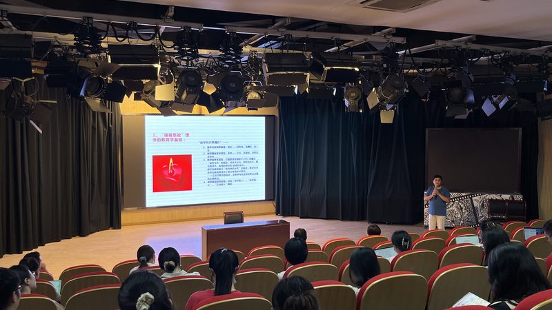 会议策划报价对比：揭秘行业潜规则与合理选择